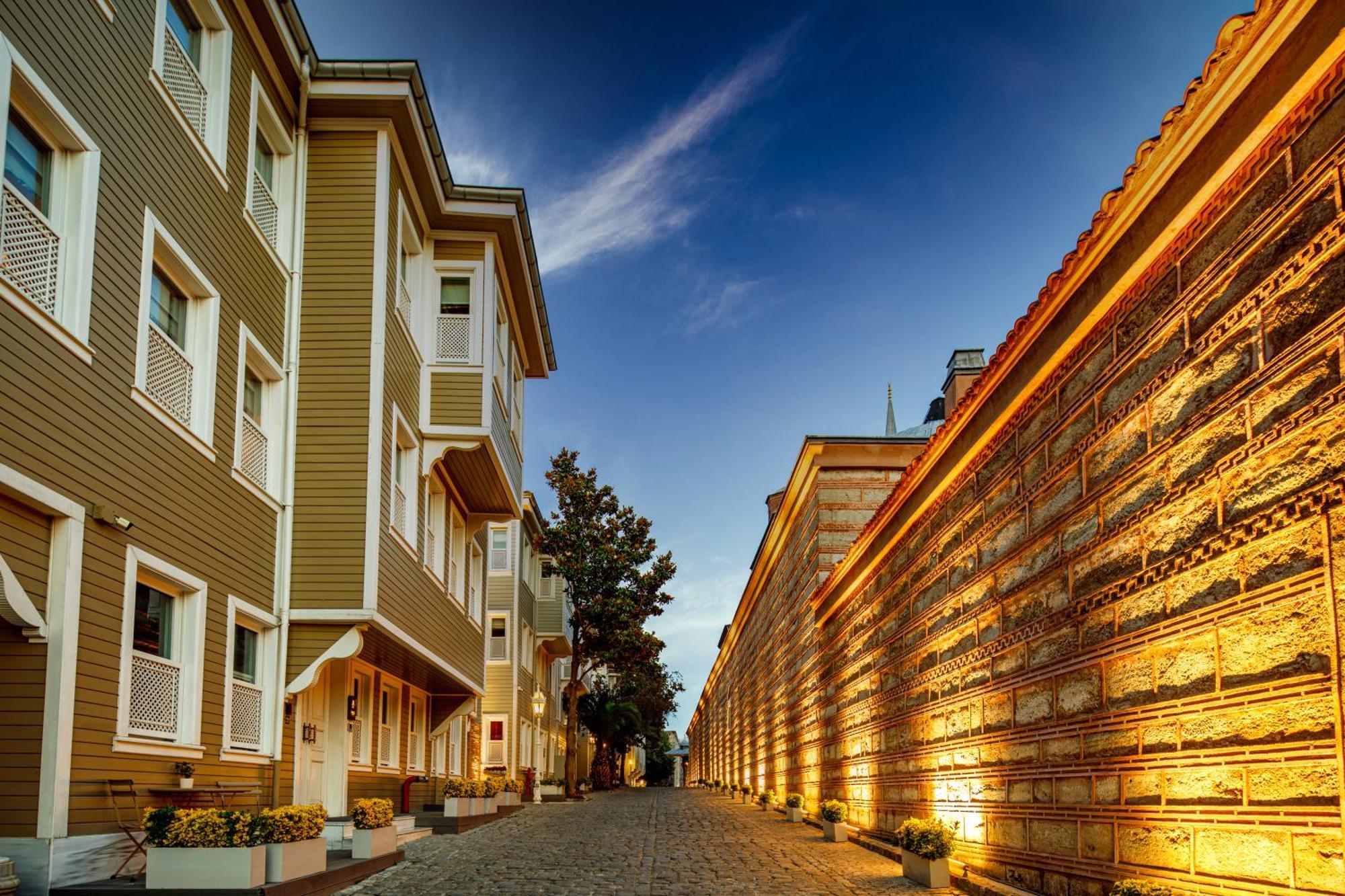 Отель Hagia Sofia Mansions Istanbul, Curio Collection By Hilton