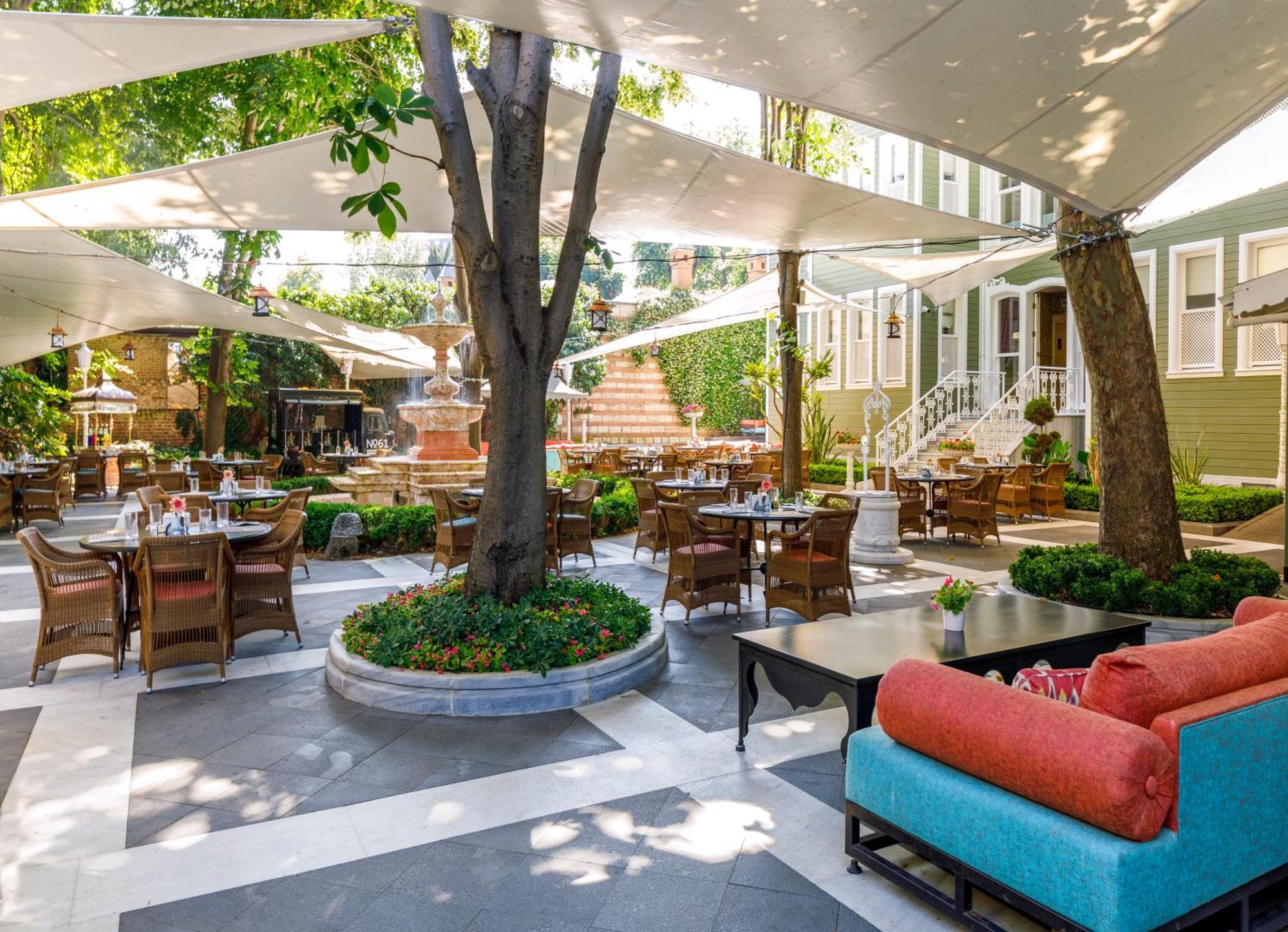 Отель Hagia Sofia Mansions Istanbul, Curio Collection By Hilton
