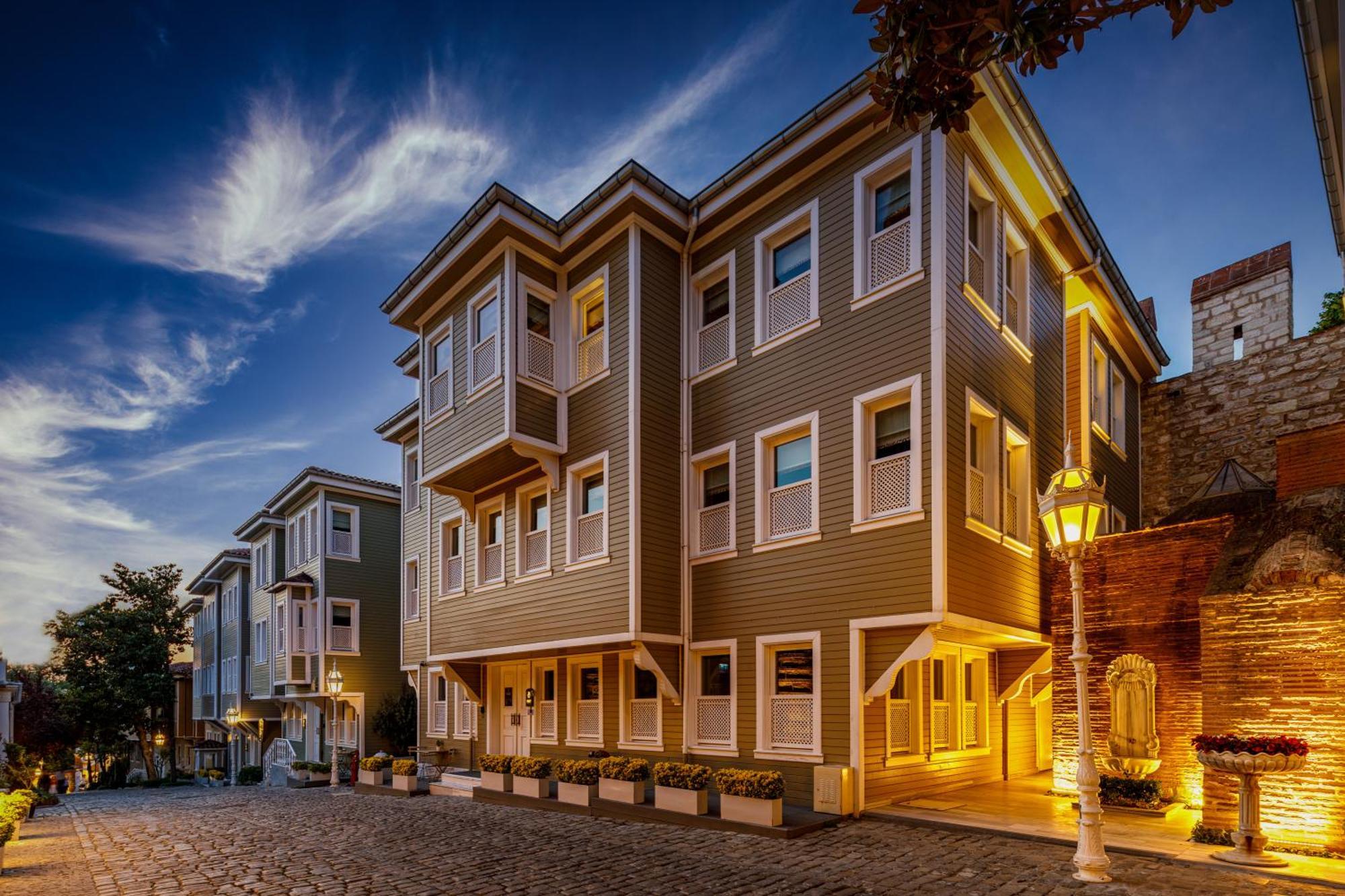 Hagia Sofia Mansions Istanbul, Curio Collection By Hilton Hotel Istanboel